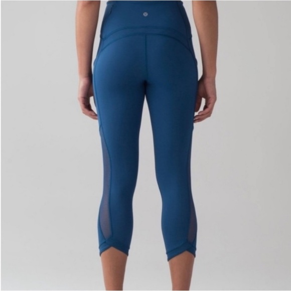 Lululemon | Women's Teal Cropped Running Tights Pockets Mesh Inset - Size 4 - Picture 9 of 9